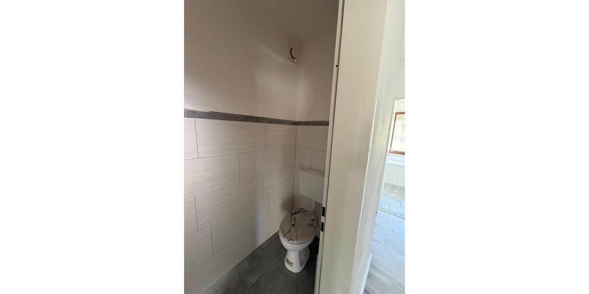 Etagenwohnung Lemgo - 4 Zimmer, 97 m&sup2;, 350&euro; | Angebot:26381684