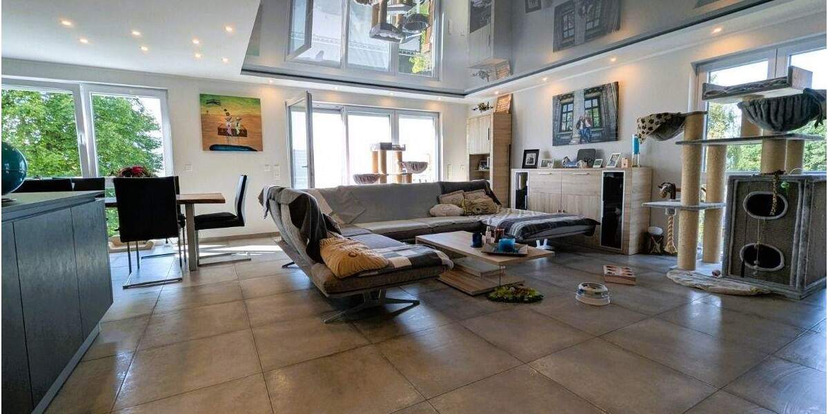 Etagenwohnung Mülheim an der Ruhr Dümpten - 4 Zimmer, 146 m&sup2;, 1.790&euro; | Angebot:24916410