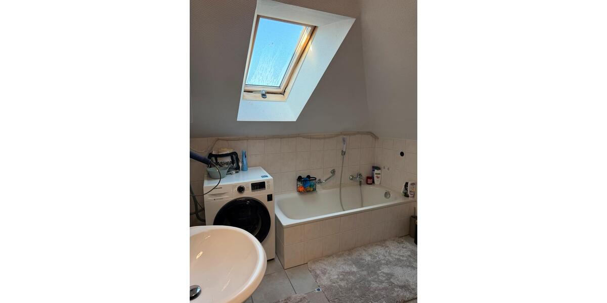 Dachgeschoßwohnung Hildburghausen - 3 Zimmer, 56 m&sup2;, 560&euro; | Angebot:26631207