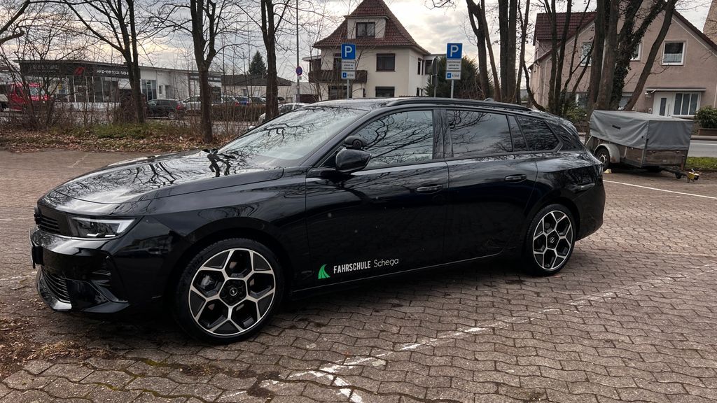 Opel Astra 22.000 km 19.499 &euro; Bad Salzuflen 32105