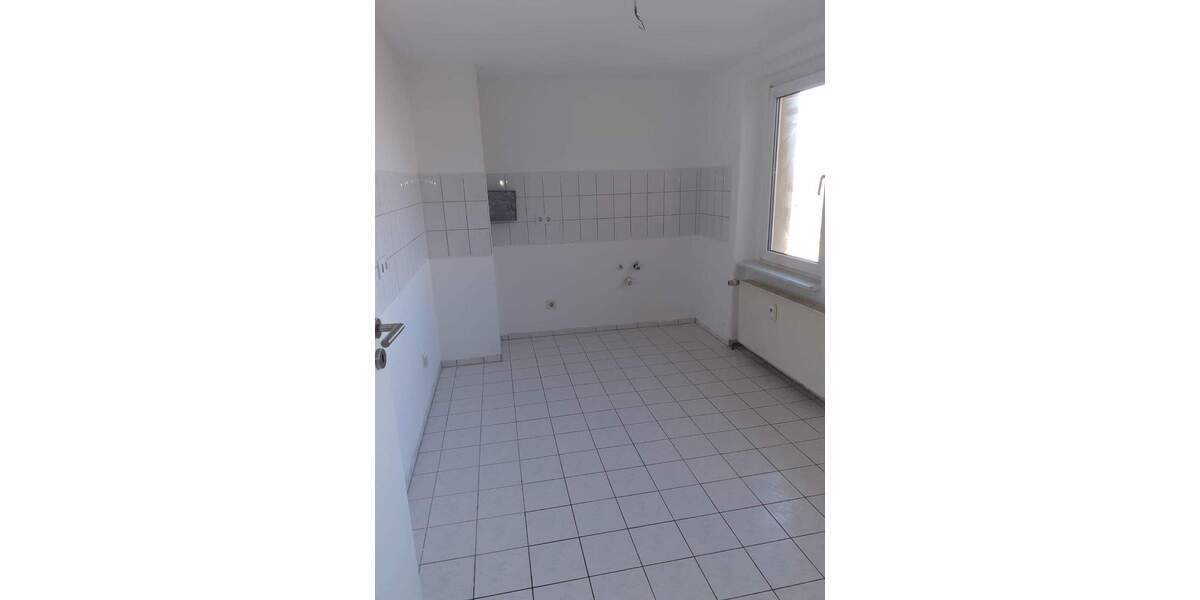 Etagenwohnung Calbe (Saale) Calbe - 1 Zimmer, 52 m&sup2;, 331&euro; | Angebot:25536130