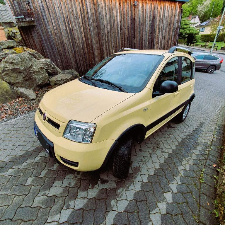 Fiat Panda 132.000 km 4.700 € Burgbrohl 56659