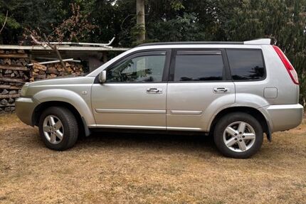 Nissan X-Trail 206.000 km 2.500 &euro; Bad Friedrichshall 74177