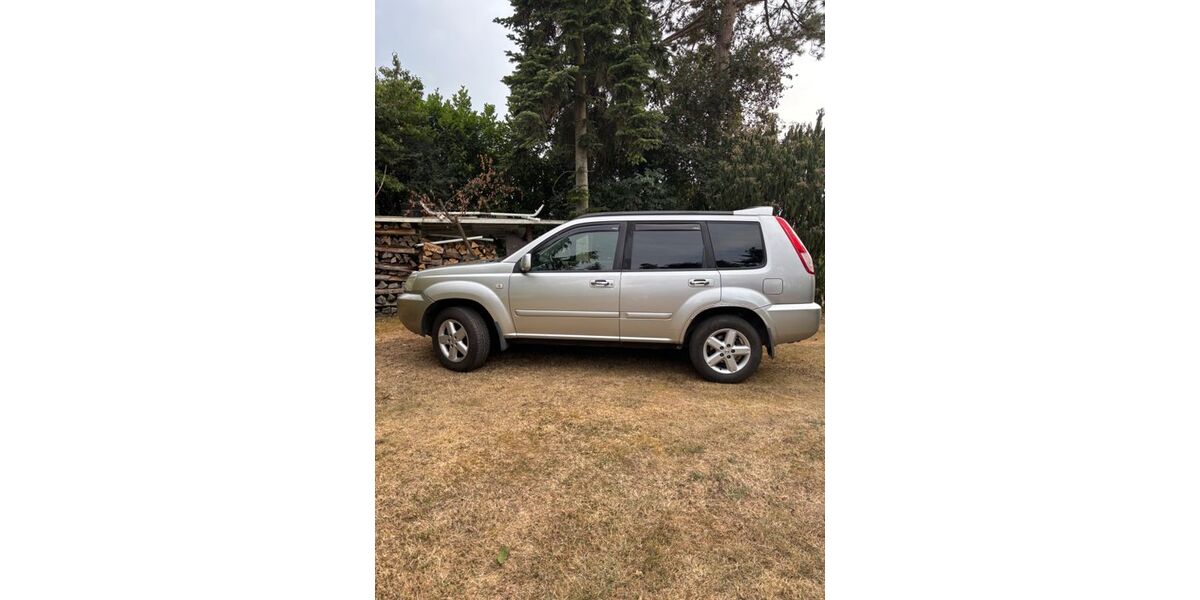 Nissan X-Trail 206.000 km 2.500 &euro; Bad Friedrichshall 74177