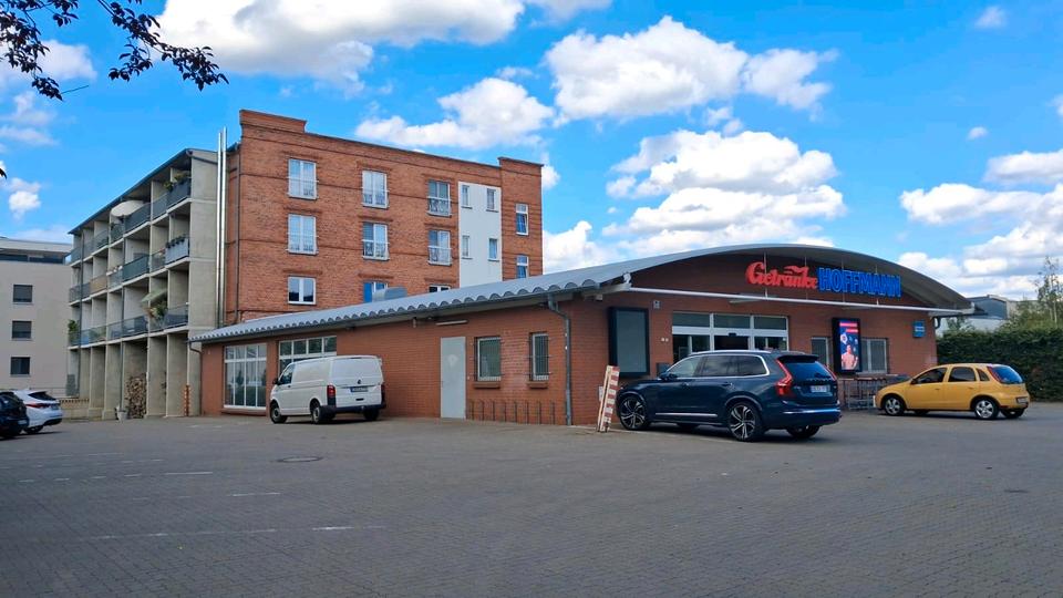 Vermieten modernisierte schöne 3 Raumaltbauwohnung in Stadtmitte 3 zimmer