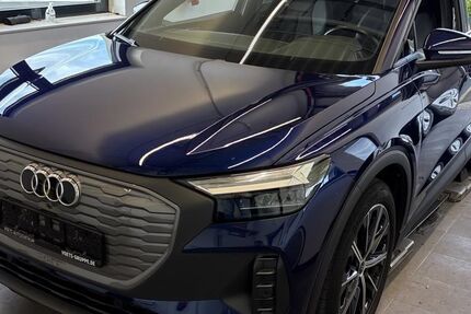 Audi Q4 e-tron 39.437 km 34.990 &euro; Hamburg 22047