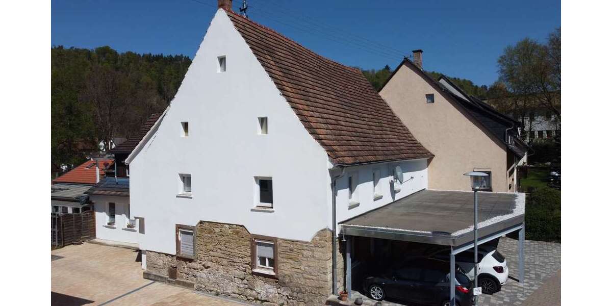Einfamilienhaus Bad Imnau Bad Imnau - 6.5 Zimmer, 281 m&sup2;, 385.000&euro; | Angebot:26572874