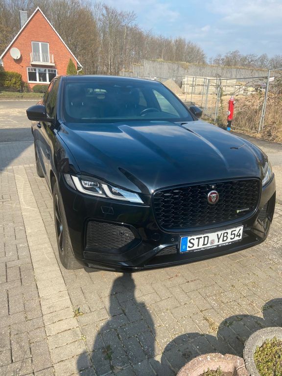Jaguar F-Pace 86.300 km 33.900 € Stade 21680