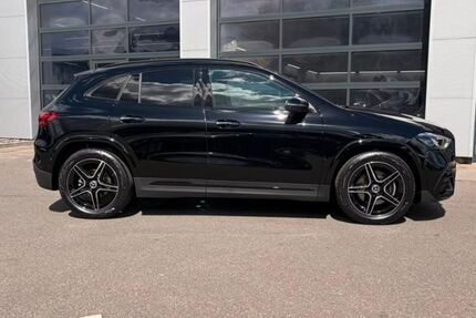 Mercedes-Benz GLA 200 9.000 km 43.800 &euro; Überlingen 88662