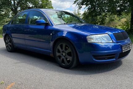 Skoda Superb 393.000 km 2.589 &euro; Doberlug - Kirchhain 03253