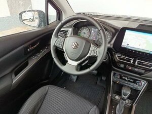 Suzuki S-CROSS 1.5 COMF.+ALLGRIP AGS Comfort+ 2.000 km 25.490 &euro; Höhenkirchen-Siegertsbrun 85635