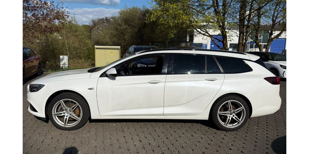 Opel Insignia 92.300 km 14.495 &euro; Eschenburg - Hirzenhain Bahnhof 35713