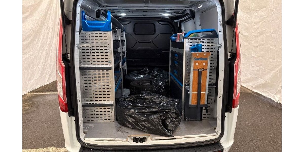 Ford Transit Custom 80.556 km 18.990 &euro; München 81825