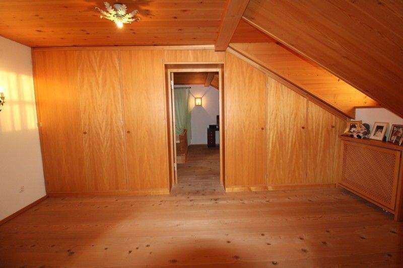 Einfamilienhaus Aystetten - 8 Zimmer, 250 m&sup2;, 2.850&euro; | Angebot:25726452