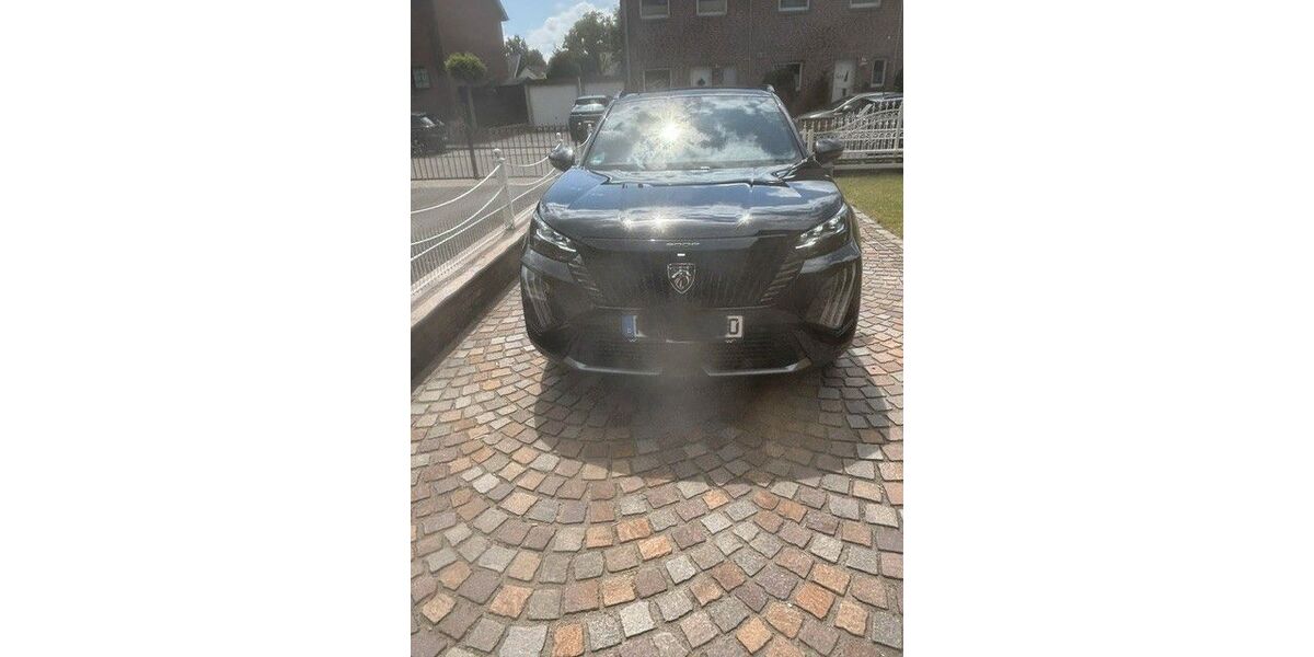 Peugeot 2008 16.500 km 23.950 &euro; Moers 47445