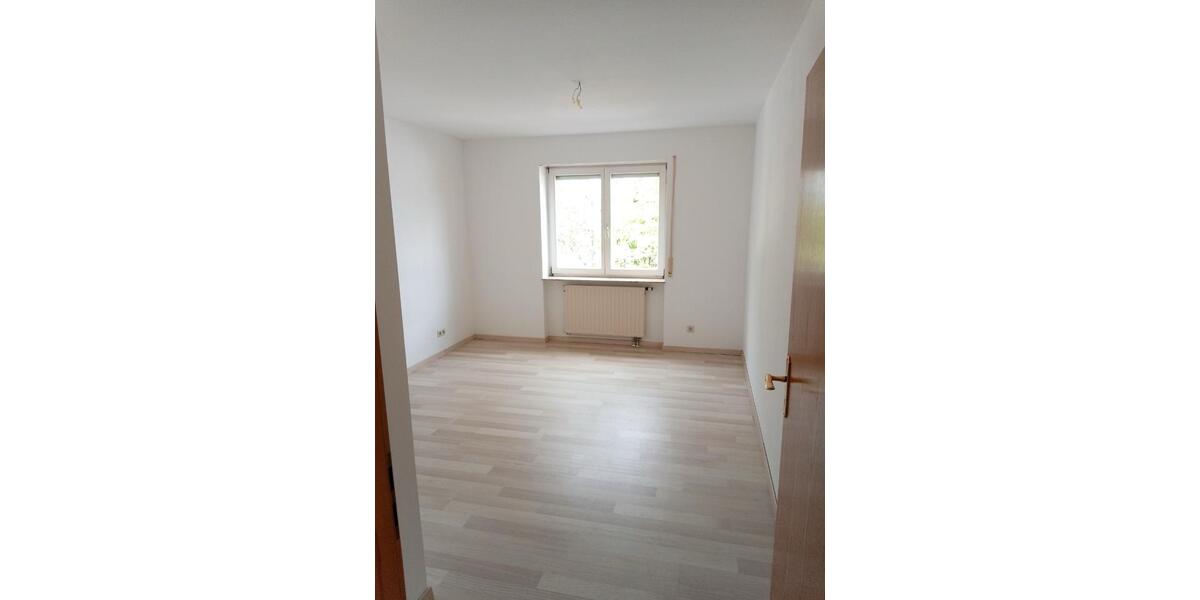Hochparterre Kamenz - 2 Zimmer, 72 m&sup2;, 149.000&euro; | Angebot:25022556