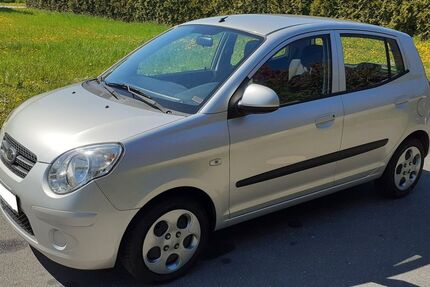 Kia Picanto 110.667 km 2.700 € Meissen 01662
