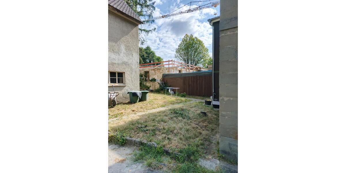 Nebengebäude mit 5 mikro Whg mitten in Öhringen 6 zimmer