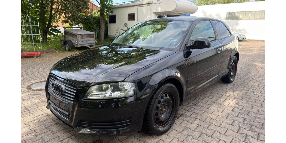 Audi A3 210.000 km 2.999 &euro; Lübeck 23560