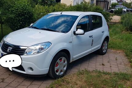 Dacia Sandero 185.000 km 2.000 € Niederstotzingen 89168