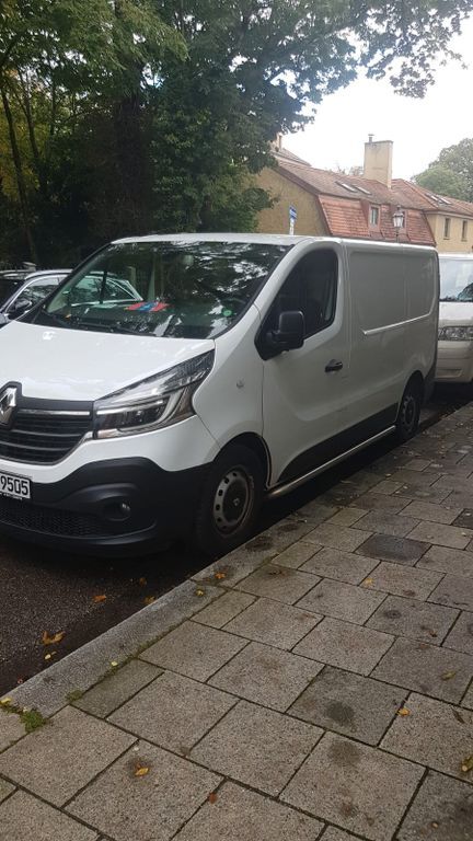 Renault Trafic 140.000 km 11.800 € München 80802
