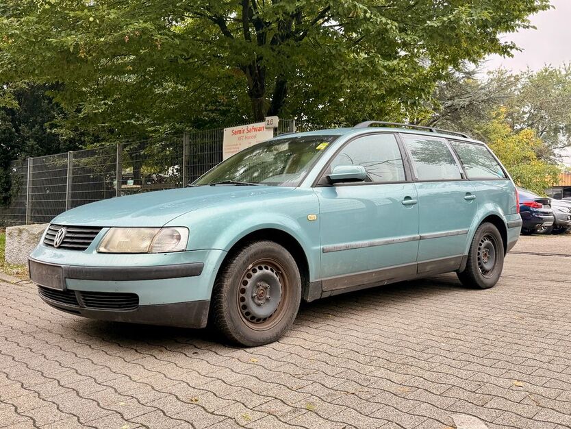 VW Passat 262.241 km 1.200 € Freiburg 79108