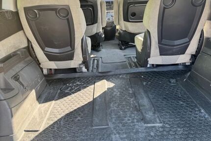 Peugeot 807 233.500 km 1.499 &euro; Maxdorf 67133