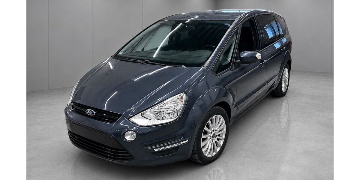 Ford S-Max 162.000 km 7.930 &euro; Lage 32791