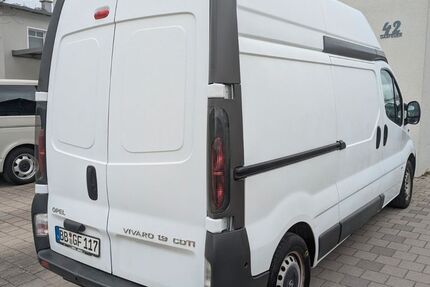 Opel Vivaro 49.448 km 6.490 &euro; Leonberg 71229