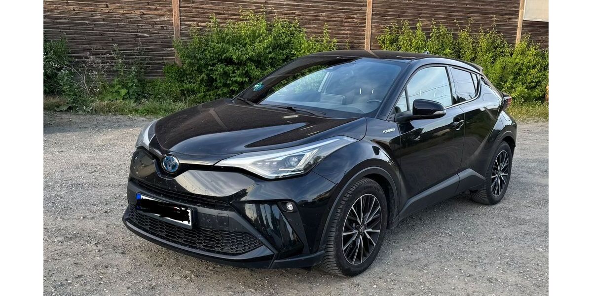 Toyota C-HR 112.600 km 15.900 &euro; Frankfurr 60325