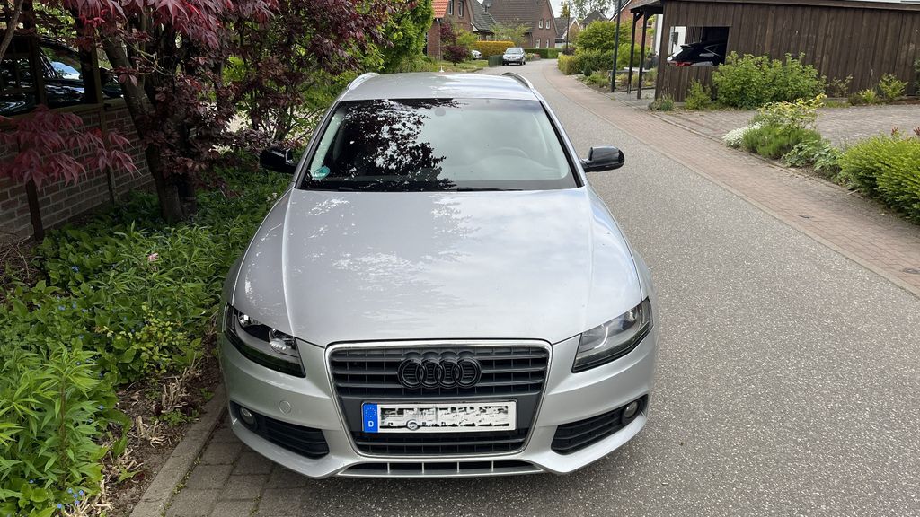 Audi A4 183.000 km 7.850 &euro; Krempe 25361
