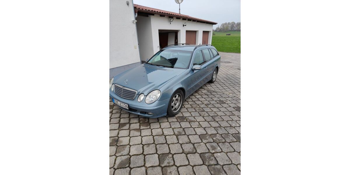Mercedes-Benz 220 486.122 km 1.600 &euro; Emmering 83550