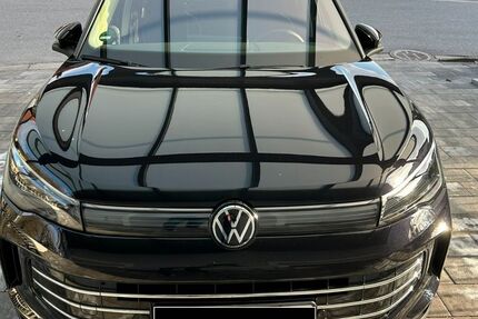 VW Tiguan 27.900 km 43.870 &euro; Mallersdorf-Pfaffenberg 84066