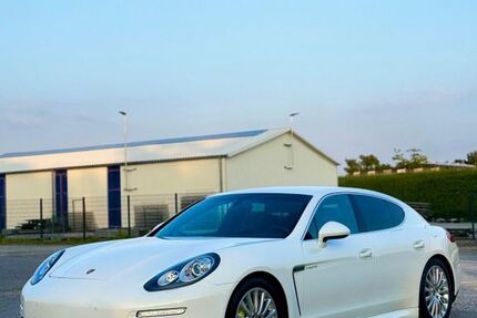 Porsche Panamera 61.000 km 35.500 &euro; Gütersloh 33330