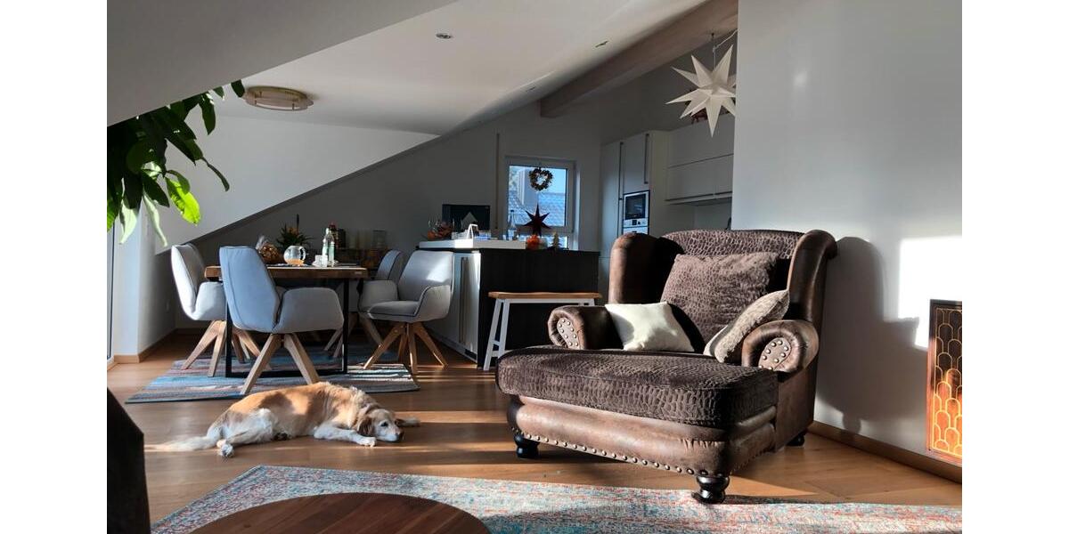 Dachgeschoßwohnung Kumhausen - 3 Zimmer, 78 m&sup2;, 1.300&euro; | Angebot:26399617