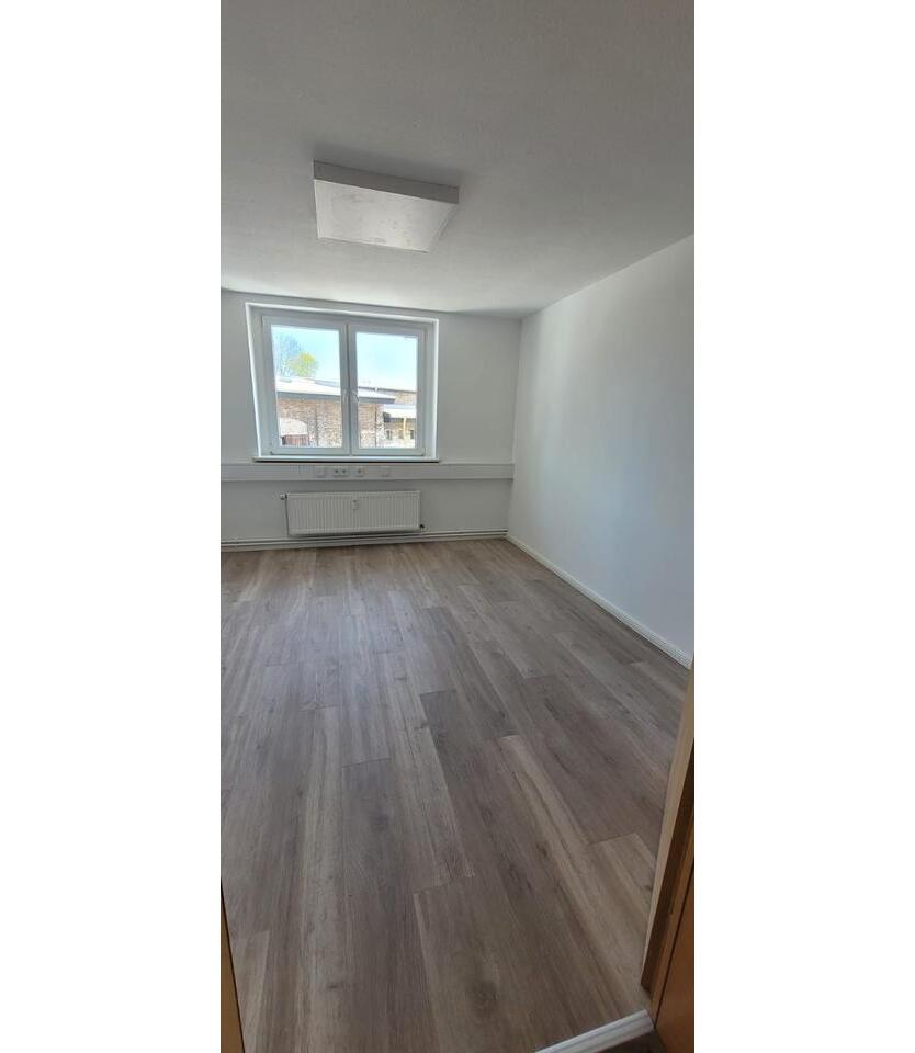 Büroräume in Zossen zu vermieten ! Flexible Aufteilung ab 17 qm