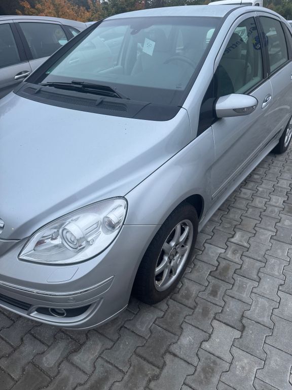Mercedes-Benz B 200 125.000 km 6.000 € Hargesheim 55595
