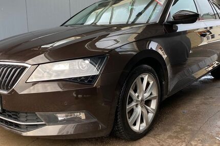 Skoda Superb 75.778 km 16.999 &euro; Dessau-Roßlau 06847