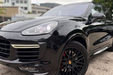 Porsche Cayenne 125.000 km 36.950 &euro; Köln 50674