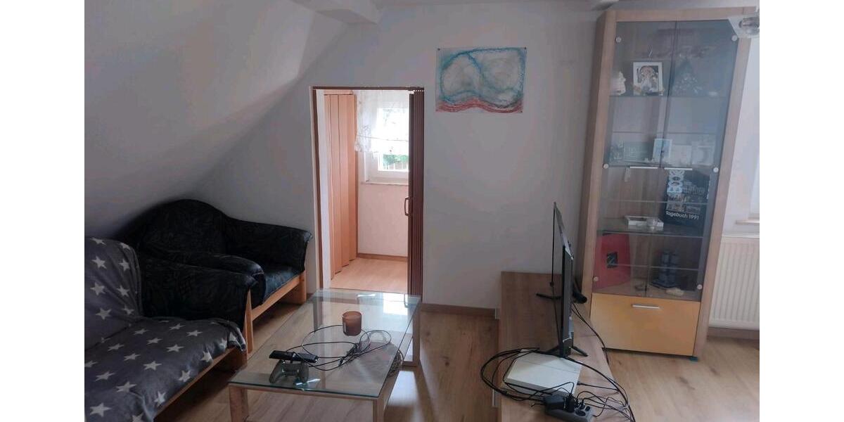 Dachgeschoßwohnung Großostheim - 2 Zimmer, 45 m&sup2;, 590&euro; | Angebot:26624074