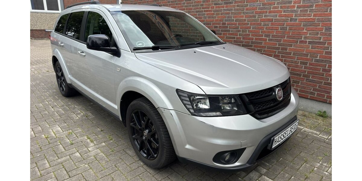 Fiat Freemont BLACK CODE AWD ALLRAD 136.000 km 9.999 &euro; Hamburg 22339