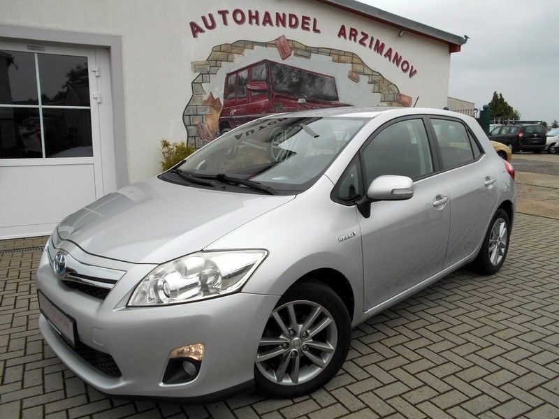 Toyota Auris 129.940 km 8.690 € Markranstädt OT Quesitz 04420