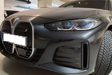 BMW i4 83.931 km 35.900 &euro; Steinbach 61449