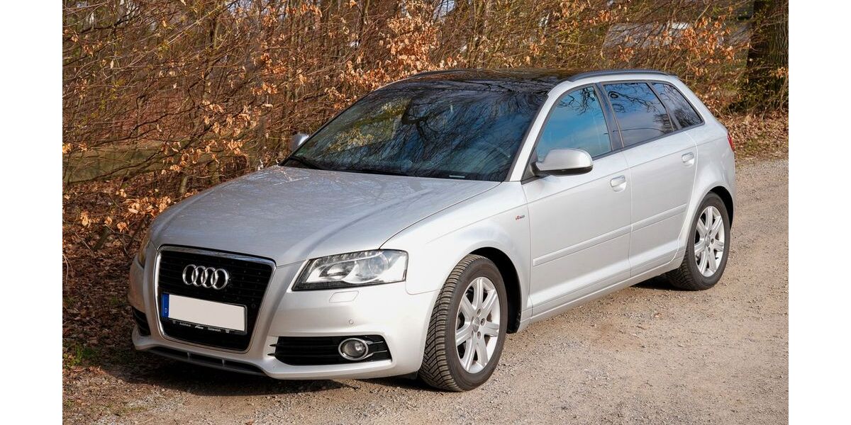 Audi A3 166.200 km 7.500 &euro; Leopoldshö 33818