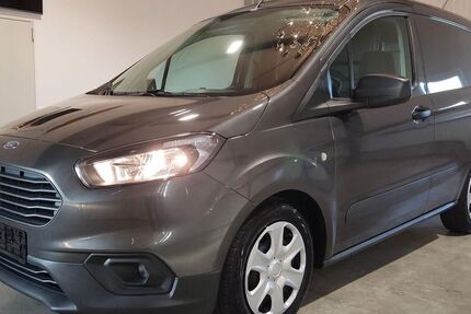 Ford Transit Courier 2.200 km 18.490 € Wörth an der Donau 93086