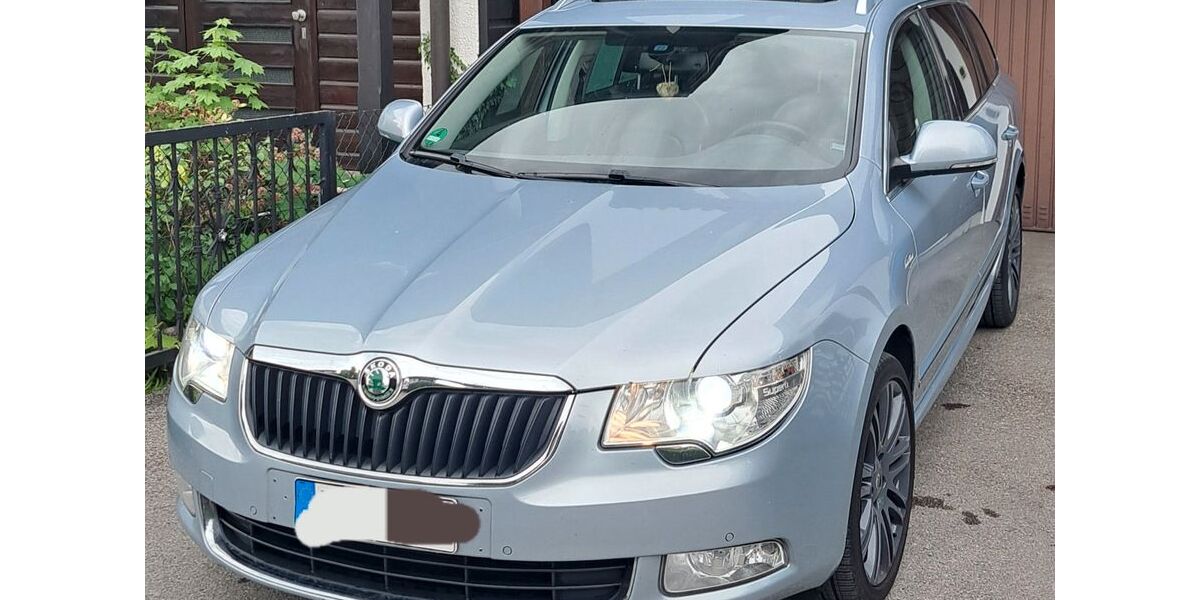 Skoda Superb 241.500 km 9.800 &euro; Freilassing 83395