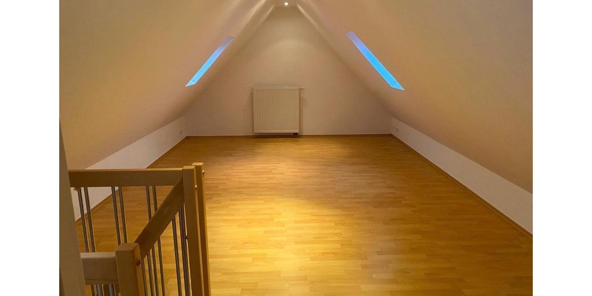 Etagenwohnung Essen (Oldenburg) - 4 Zimmer, 120 m&sup2;, 900&euro; | Angebot:25026842