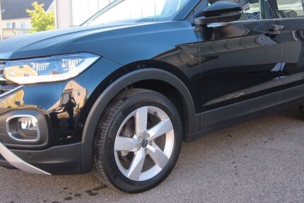 VW T-Cross 37.950 km 18.900 &euro; Heimertingen 87751