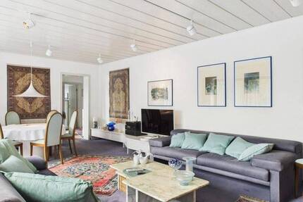 Exklusive, innenarchitektonisch gestaltete Wohnungen über zwei Etagen, einzeln zugänglich 6 zimmer