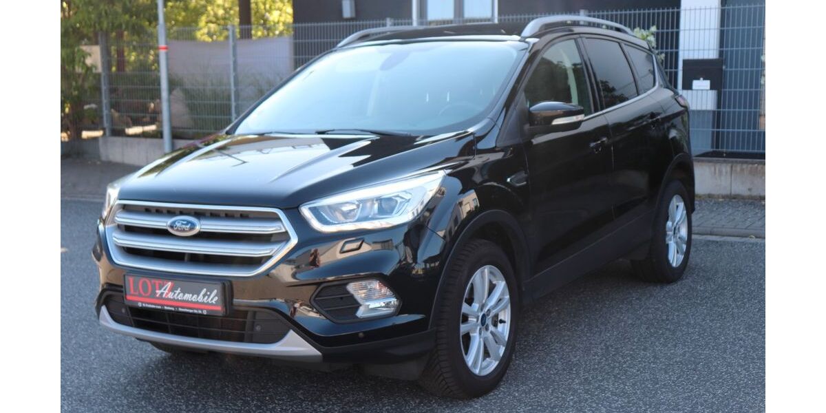 Ford Kuga 144.728 km 8.990 &euro; Lollar 35457